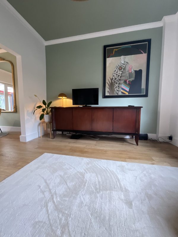 interior designer project deocration classical house eclectic colorfull living room kitchen dining room projet architecture d'intérieur décorateur decoratrice decoration maison classique salon salle à mnager cuisine